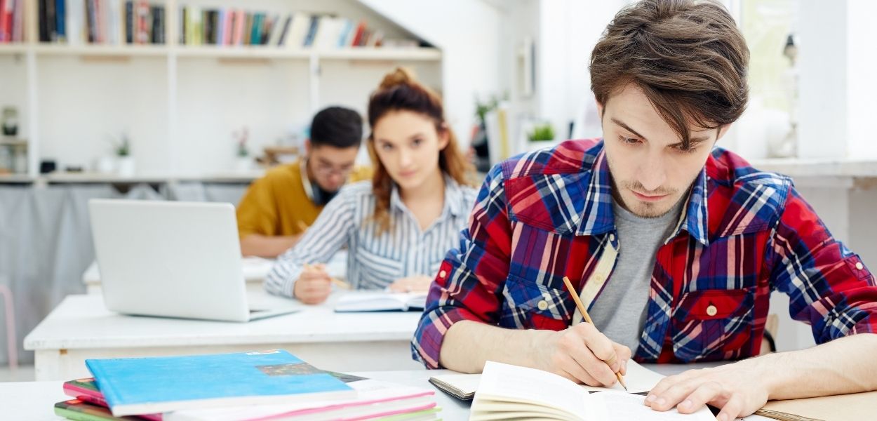 en iyi 12.sınıf bursa dershanesi